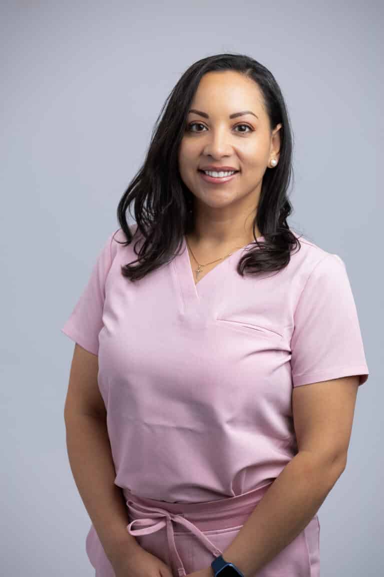 Ariadna Valdez , FNP